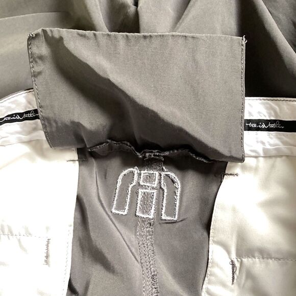 TRAVIS MATHEW Pants Athletic Golf Slacks Athletic Athleisure Gray Mens 34 x 44 - Picture 11 of 14